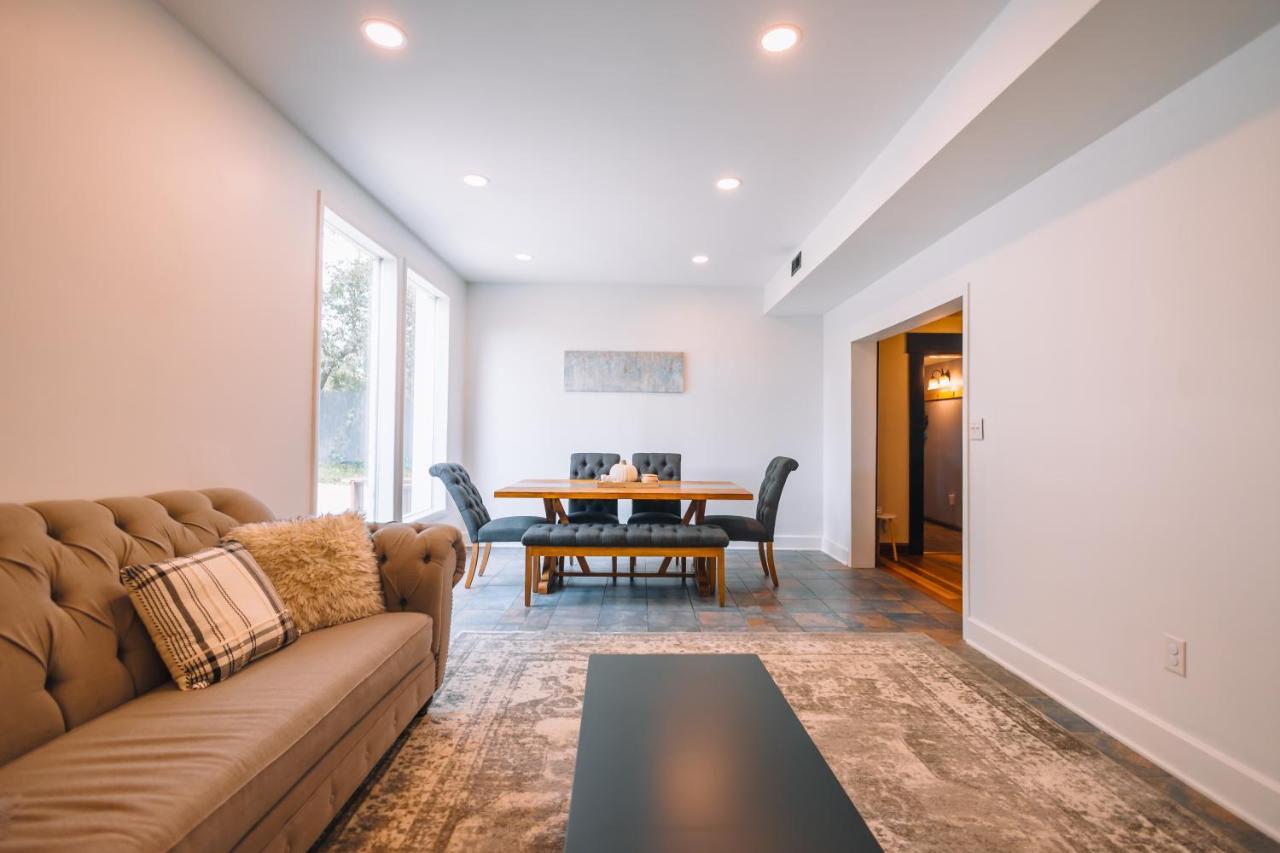 Downtown Escape Great For Large Families & Groups Βίλα Sugarcreek Εξωτερικό φωτογραφία